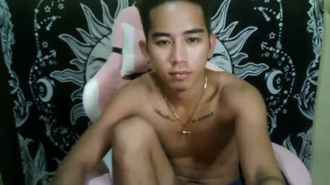 Snapshot of urhot_joshxx chatting on 02-27-25, 03:05 Josh online show from 02-27-25, 03:05