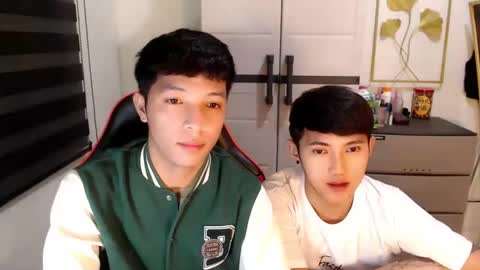 Ethan online show from 04-20-26, 04:54