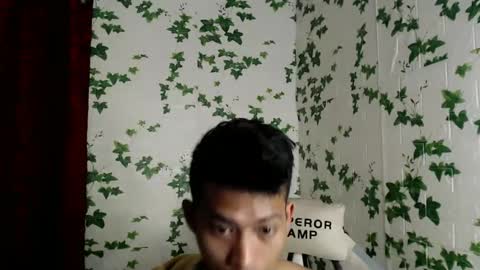 Snapshot of urhotfuckingass chatting on 01-31-25, 04:36 richard online show from 01-31-25, 04:36