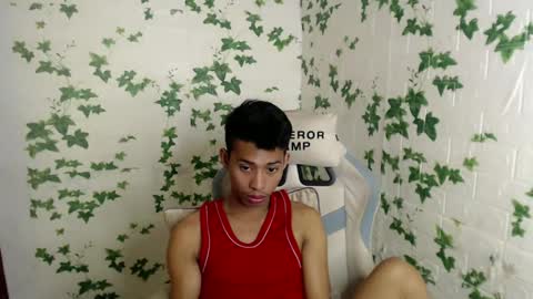 Snapshot of urhotfuckingass chatting on 02-07-25, 02:29 richard online show from 02-07-25, 02:29