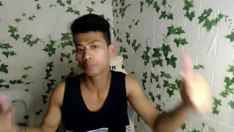 Snapshot of urhotfuckingass chatting on 02-14-25, 05:09 richard online show from 02-14-25, 05:09