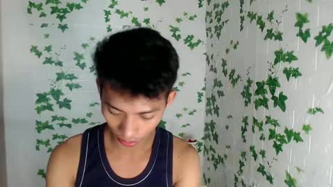 Snapshot of urhotfuckingass chatting on 02-25-25, 11:33 richard online show from 02-25-25, 11:33