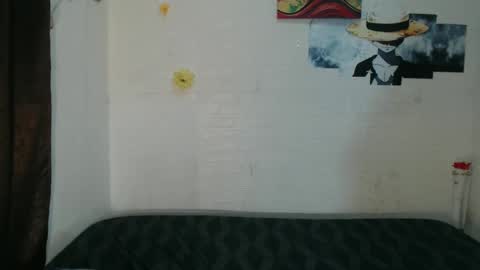 Snapshot of urhotfuckingass chatting on 02-27-25, 09:43 richard online show from 02-27-25, 09:43