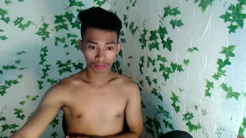 Snapshot of urhotfuckingass chatting on 03-11-25, 02:54 richard online show from 03-11-25, 02:54