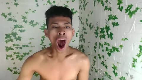 Snapshot of urhotfuckingass chatting on 03-12-25, 11:54 richard online show from 03-12-25, 11:54