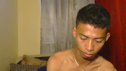 Snapshot of urhotfuckingass chatting on 10-24-25, 09:44 richard online show from 10-24-25, 09:44