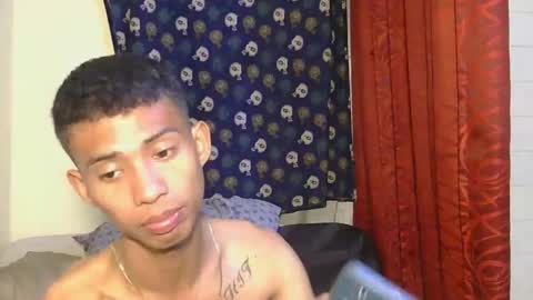 Snapshot of urhotfuckingass chatting on 10-25-25, 03:18 richard online show from 10-25-25, 03:18