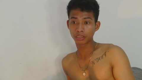 Snapshot of urhotfuckingass chatting on 11-28-25, 12:30 richard online show from 11-28-25, 12:30