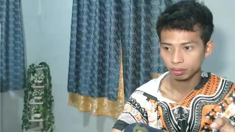 Snapshot of urhotfuckingass chatting on 12-14-25, 02:39 richard online show from 12-14-25, 02:39