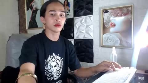 Kendall online show from 09-21-25, 09:49