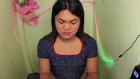 urhottie_bella online show from 10-16-25, 06:25