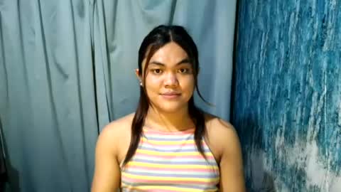 Snapshot of urhottie_bella chatting on 07-10-26, 06:28 urhottie_bella online show from 07-10-26, 06:28