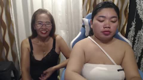 urhotvivian11 online show from 12-18-24, 05:37