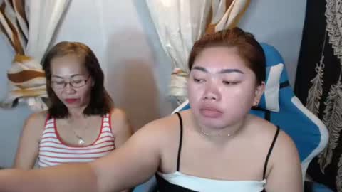 urhotvivian11 online show from 01-22-25, 05:48