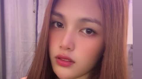 Amira online show from 02-05-25, 01:15