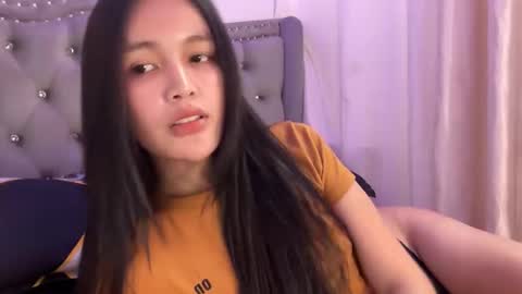 Amira online show from 11-05-25, 04:12