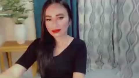 urlovely_che online show from 07-13-26, 02:36