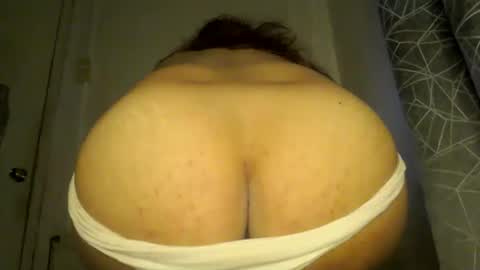 Snapshot of urlovely_hait chatting on 06-11-26, 01:16 Sham online show from 06-11-26, 01:16
