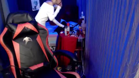 urlovelychinita online show from 01-11-25, 01:06