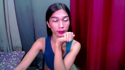 urloverjasmine_xx online show from 07-17-26, 06:02