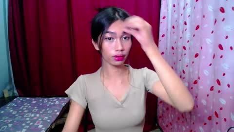 urloverjasmine_xx online show from 07-24-26, 04:27