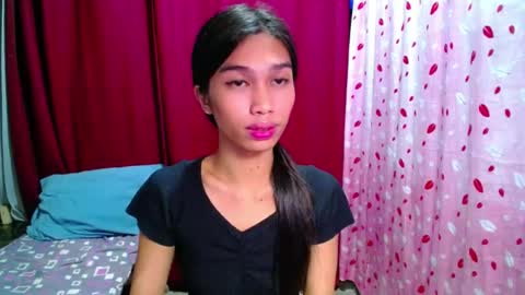 urloverjasmine_xx online show from 07-26-26, 03:52