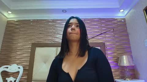 Love online show from 11-25-25, 09:37