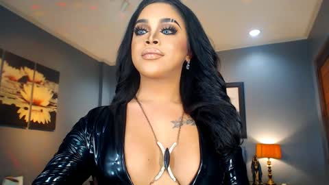 UrMajestyTyra online show from 02-26-25, 12:38