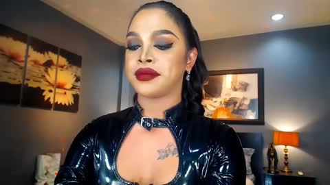 UrMajestyTyra online show from 02-28-25, 05:37