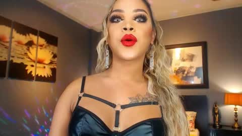 UrMajestyTyra online show from 05-07-26, 11:54