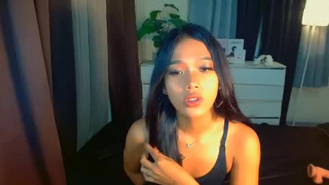 Snapshot of urmistress_sanya chatting on 05-10-26, 03:28 ur fave sanya online show from 05-10-26, 03:28