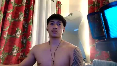 Snapshot of urnatty_guy chatting on 05-13-26, 04:48 ander online show from 05-13-26, 04:48