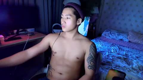 Snapshot of urnatty_guy chatting on 06-22-26, 02:36 ander online show from 06-22-26, 02:36
