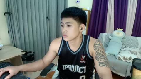 Snapshot of urnatty_guy chatting on 07-11-26, 04:32 ander online show from 07-11-26, 04:32