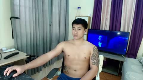 Snapshot of urnatty_guy chatting on 07-13-26, 04:48 ander online show from 07-13-26, 04:48