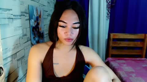 Snapshot of urpinay_girl01 chatting on 07-10-26, 07:27 Ms Ayesha online show from 07-10-26, 07:27