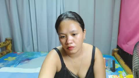 urpinay_singlemother online show from 03-22-26, 04:38
