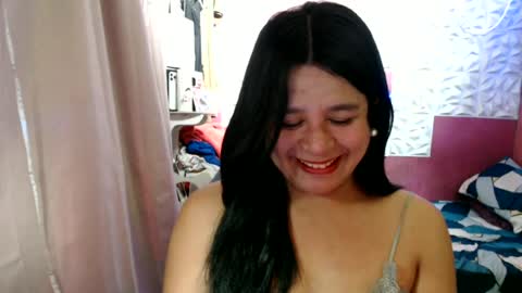 Snapshot of urpinaymistizaxxx chatting on 06-19-26, 02:38 urpinaymistizaxxx online show from 06-19-26, 02:38