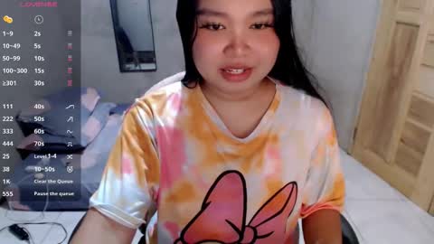 Snapshot of urpinayslutxxx chatting on 10-26-25, 04:13 Jane online show from 10-26-25, 04:13