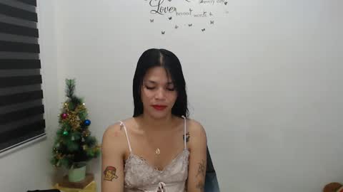 Snapshot of urpreciouspinayxxx chatting on 12-06-24, 10:05 hi im kim online show from 12-06-24, 10:05