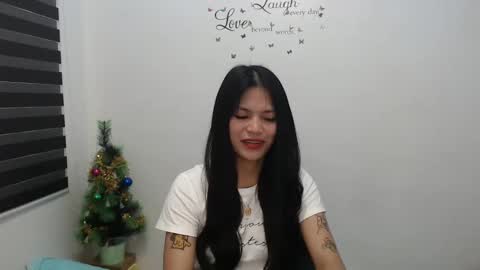 Snapshot of urpreciouspinayxxx chatting on 12-09-24, 12:45 hi im kim online show from 12-09-24, 12:45