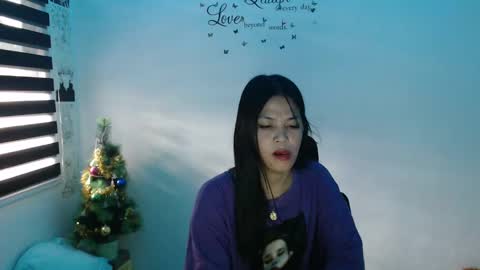 Snapshot of urpreciouspinayxxx chatting on 12-12-24, 05:52 hi im kim online show from 12-12-24, 05:52