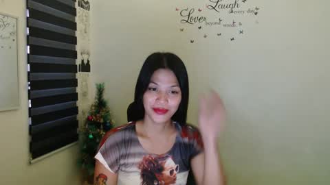 Snapshot of urpreciouspinayxxx chatting on 12-15-24, 02:30 hi im kim online show from 12-15-24, 02:30