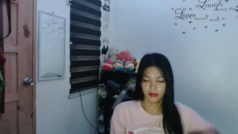 Snapshot of urpreciouspinayxxx chatting on 01-28-25, 02:32 hi im kim online show from 01-28-25, 02:32