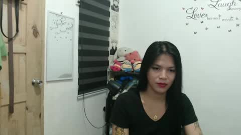 Snapshot of urpreciouspinayxxx chatting on 02-07-25, 12:28 hi im kim online show from 02-07-25, 12:28