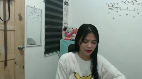Snapshot of urpreciouspinayxxx chatting on 02-09-25, 10:42 hi im kim online show from 02-09-25, 10:42