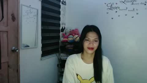Snapshot of urpreciouspinayxxx chatting on 02-09-25, 11:36 hi im kim online show from 02-09-25, 11:36