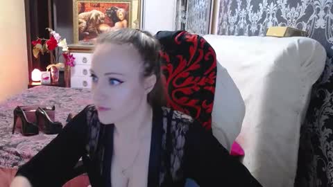 Snapshot of ursecrettreasure88 chatting on 03-10-26, 12:10 UrSecretTreasure88 online show from 03-10-26, 12:10