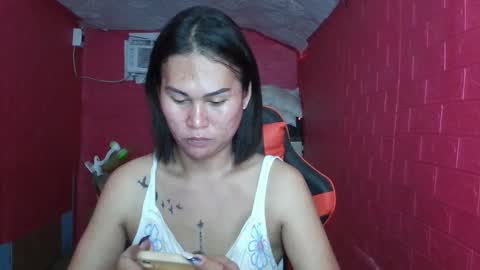 chiks online show from 05-07-26, 03:23
