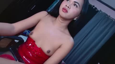 UrSweetBbGirl online show from 05-20-26, 06:25